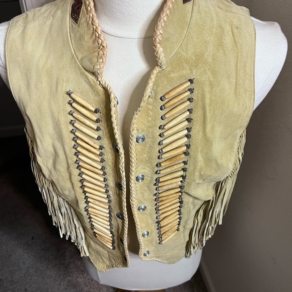 Vintage Diamond leather fringe vest sz 12 will fit a 14/16 unbuttoned - Picture 7 of 7